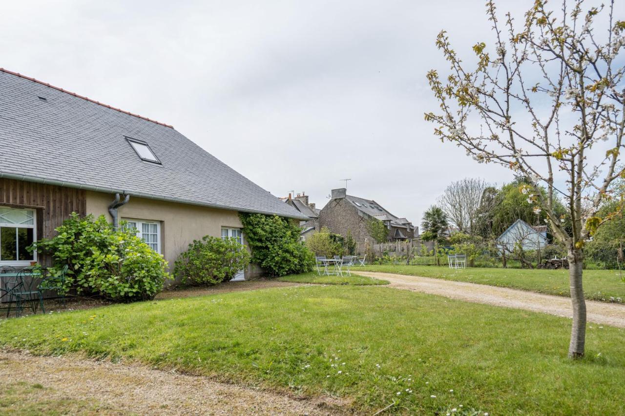 Gite Le Bisquin Cancale Buitenkant foto